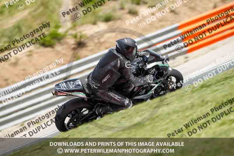 cadwell no limits trackday;cadwell park;cadwell park photographs;cadwell trackday photographs;enduro digital images;event digital images;eventdigitalimages;navarra;no limits trackdays;peter wileman photography;racing digital images;trackday digital images;trackday photos